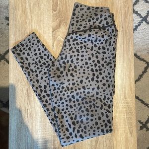 Balance athletica leopard leggings